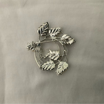 Vintage Elegant Black and White Leaf Brooch