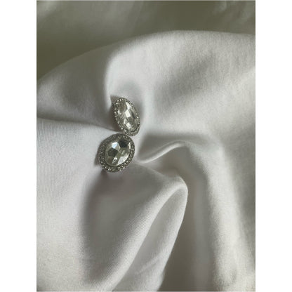 Vintage Oval Halo clear rhinestone clip on earrings