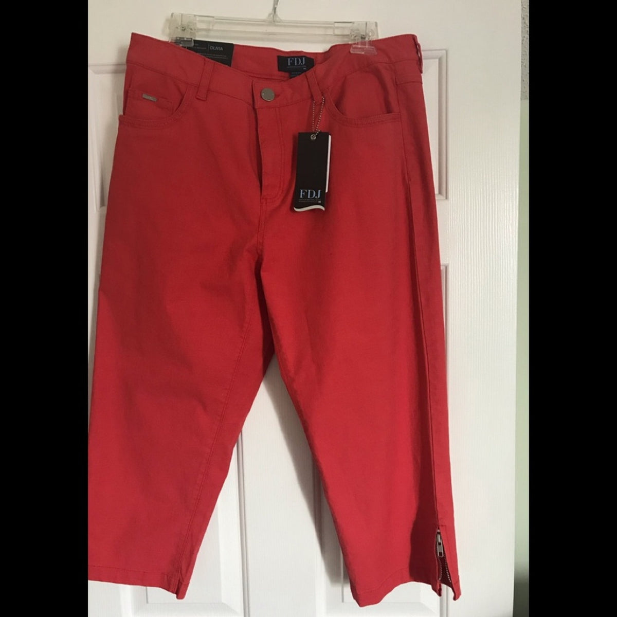FDJ Capri pants