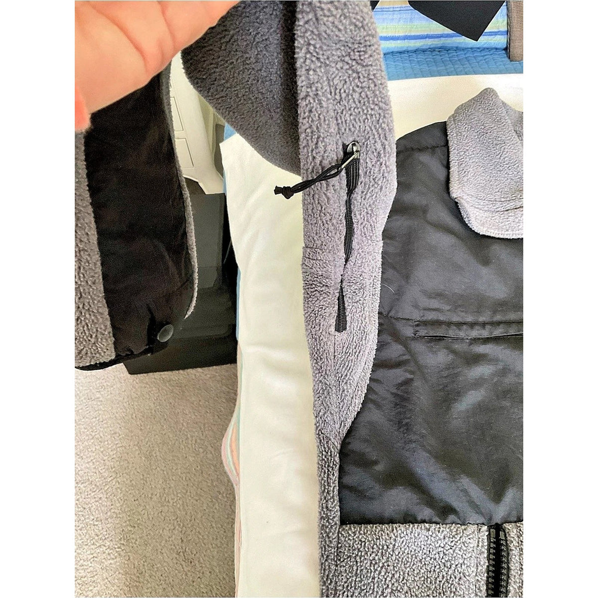 The North Face Retro Denali Jacket Gray & Black Medium