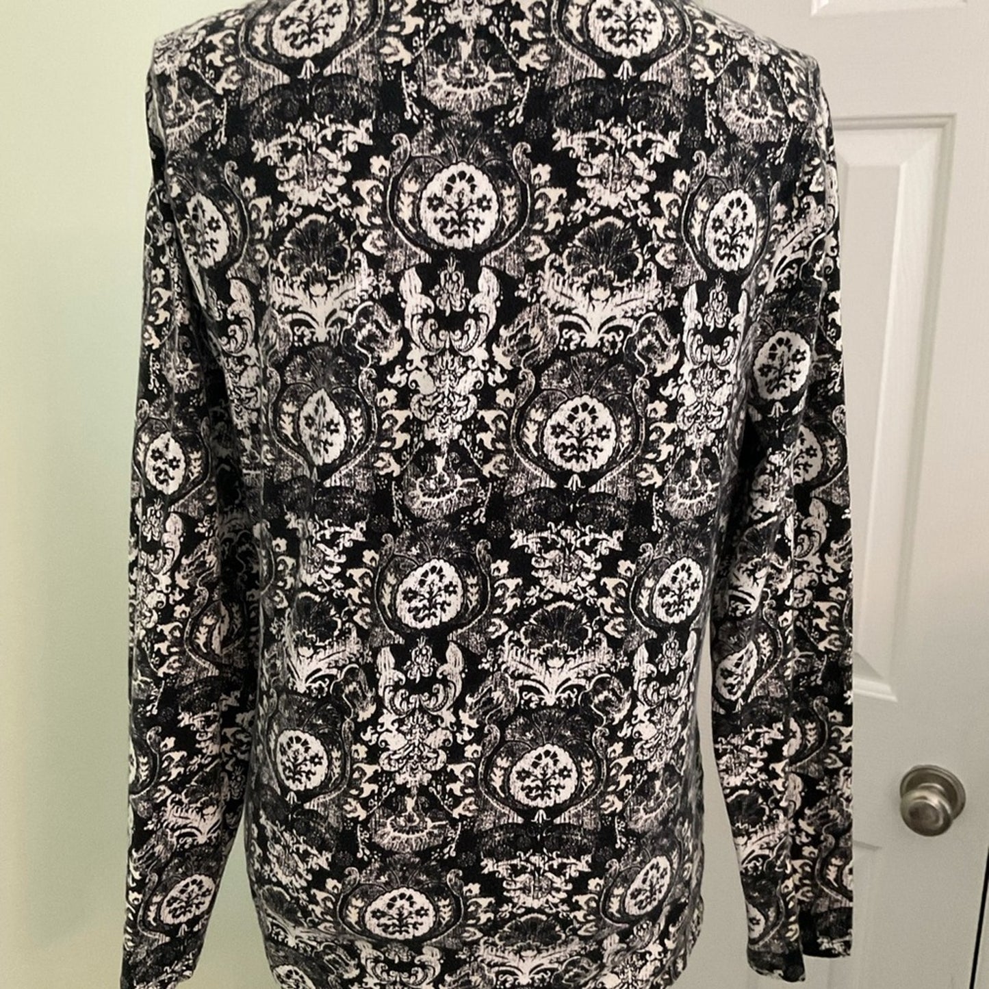 Talbots Black and White Long Sleeve Top