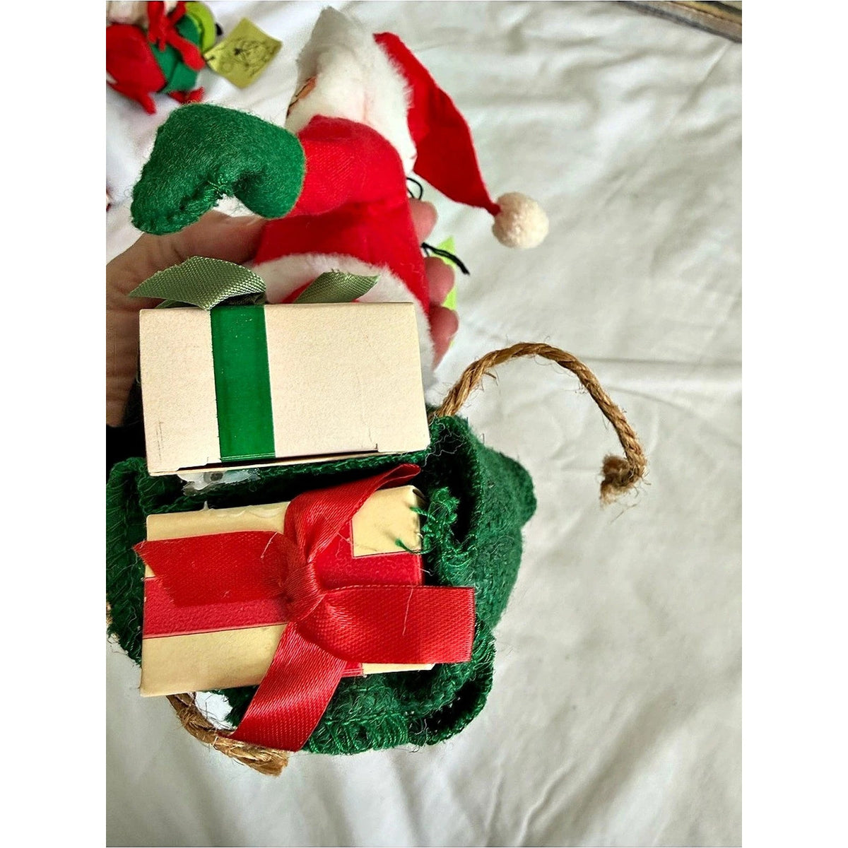 Annalee Dolls Santa ornament with gifts Santa Christmas