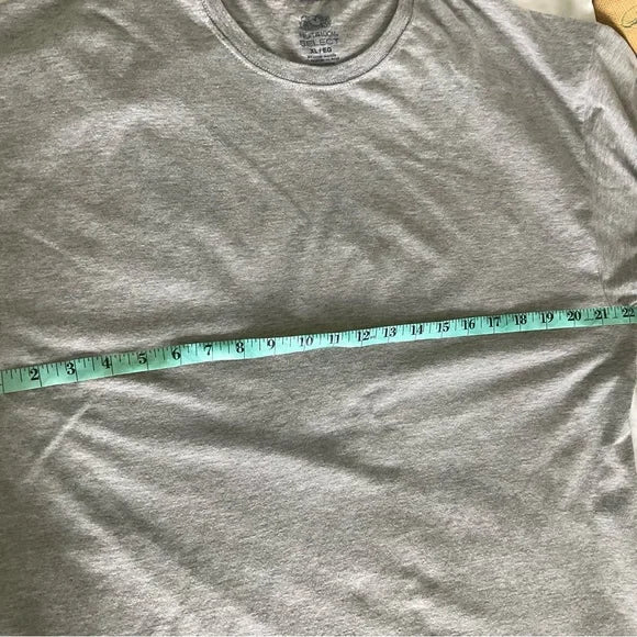 Fruit of the Loom t-shirt