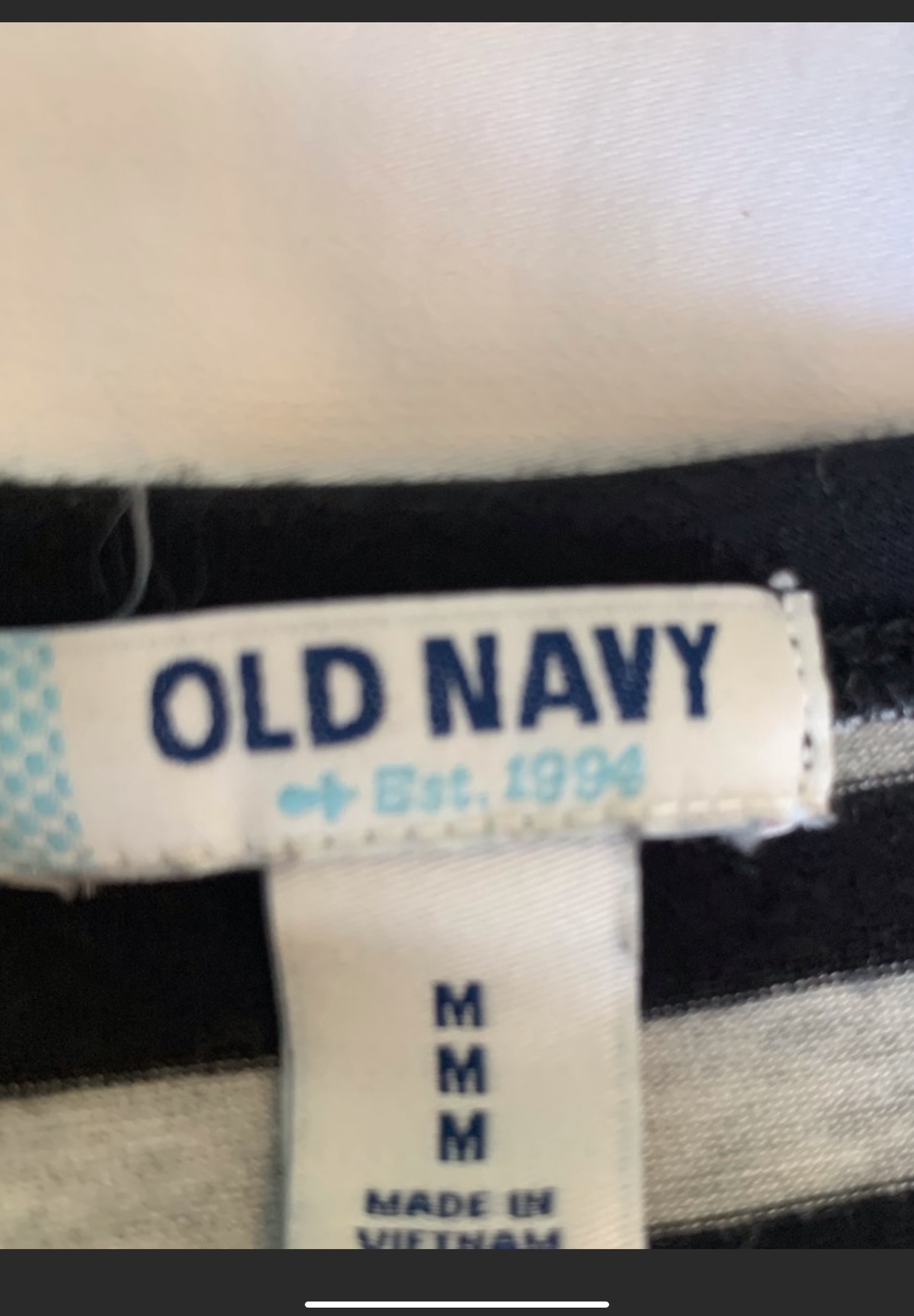 Old Navy Long Sleeve T-Shirt