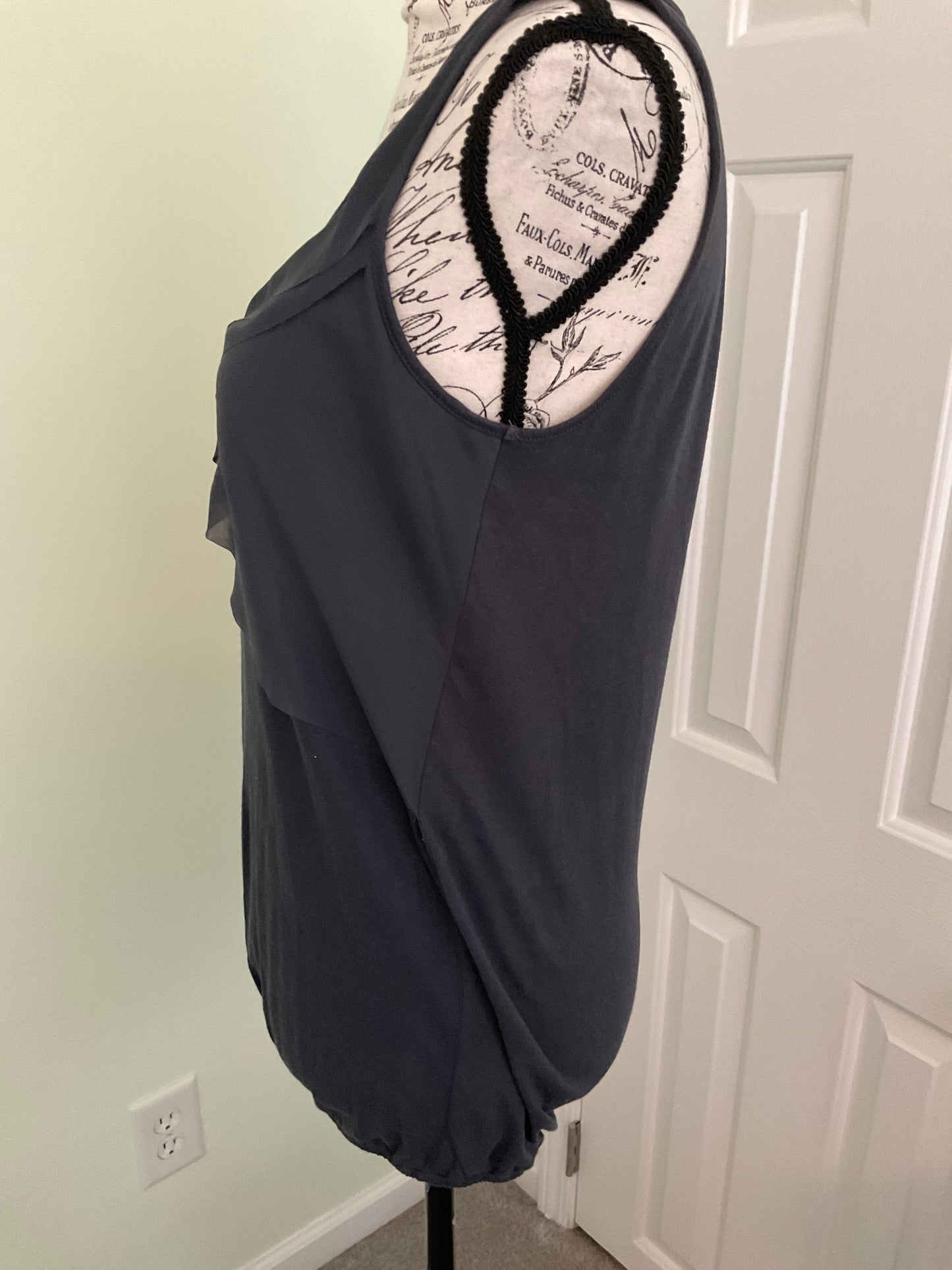Loft tank top