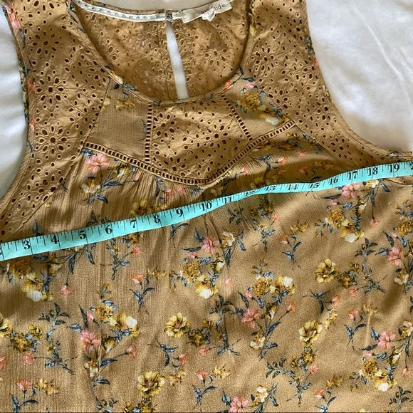 Rewind sleeveless Tunic