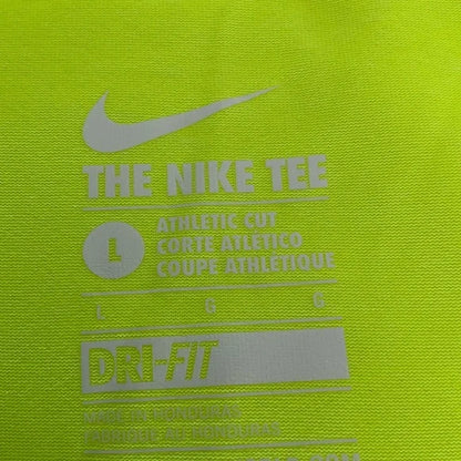 Nike top