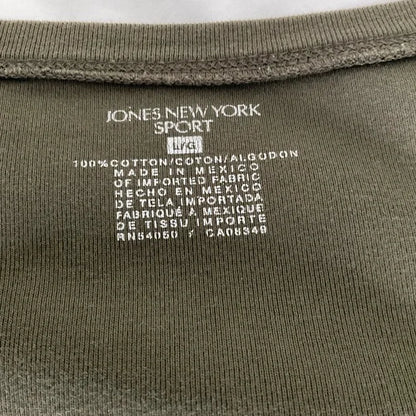 Jones New York t-shirt