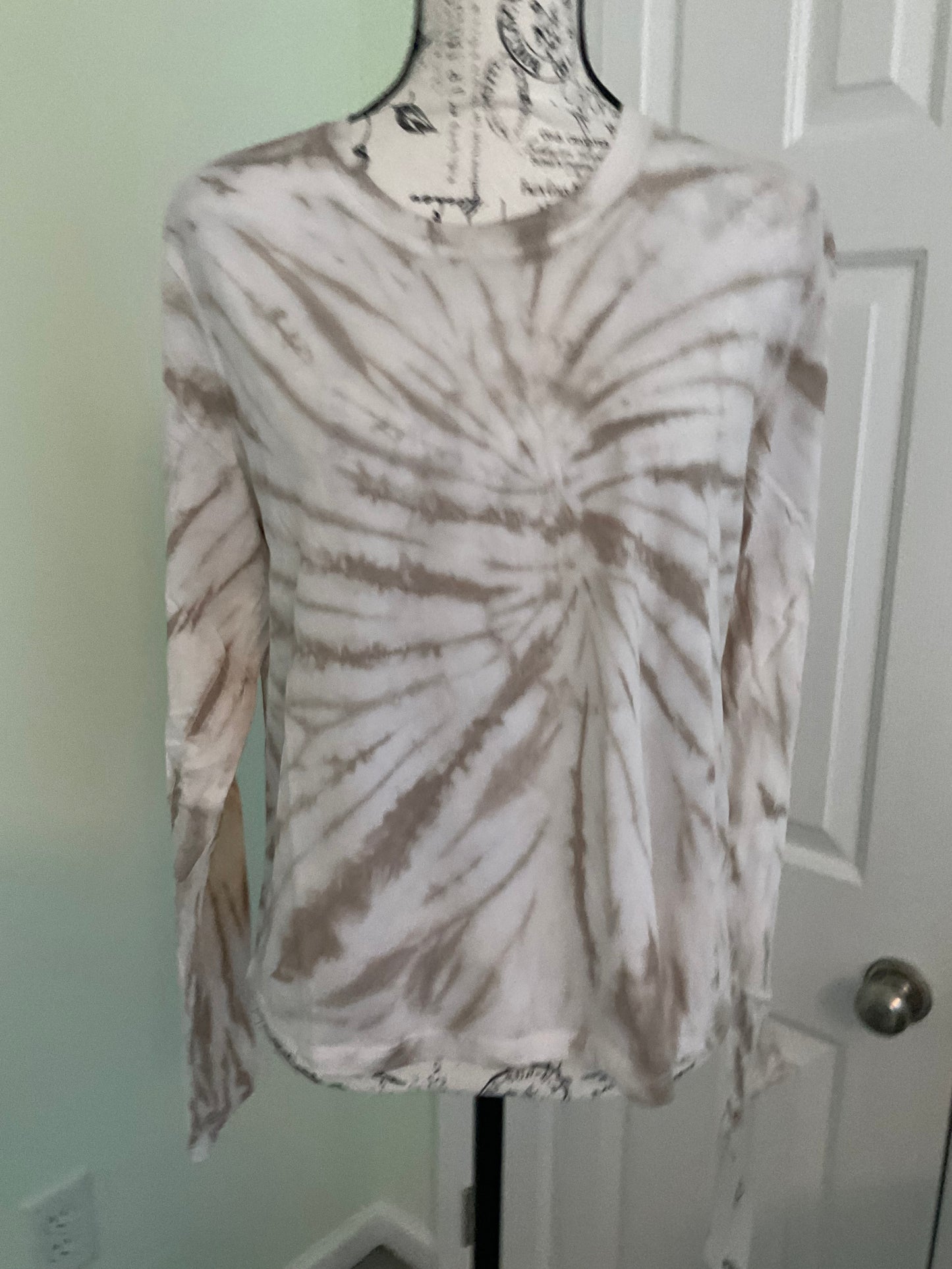 Sage Collective tie dye top