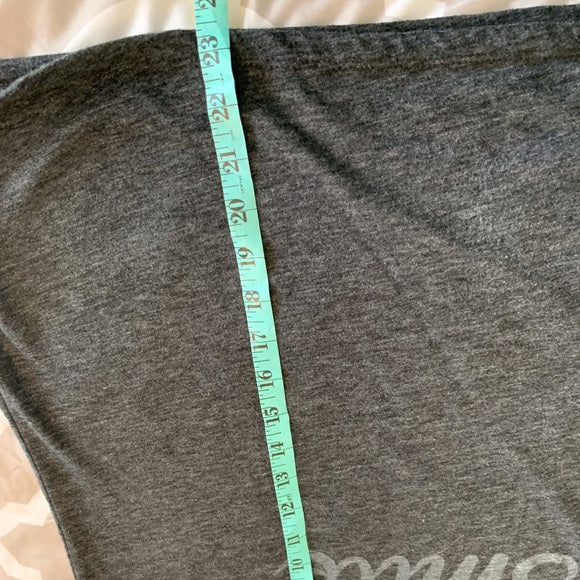 Old Navy T-shirt