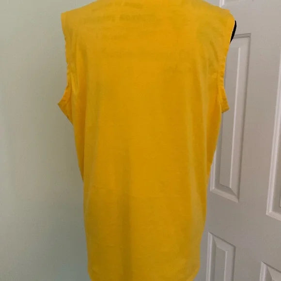 Sleeveless t-shirt