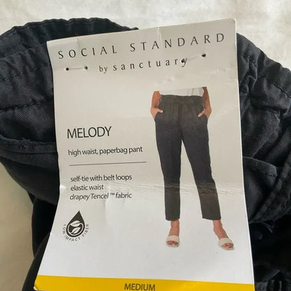 Social Standard Pant